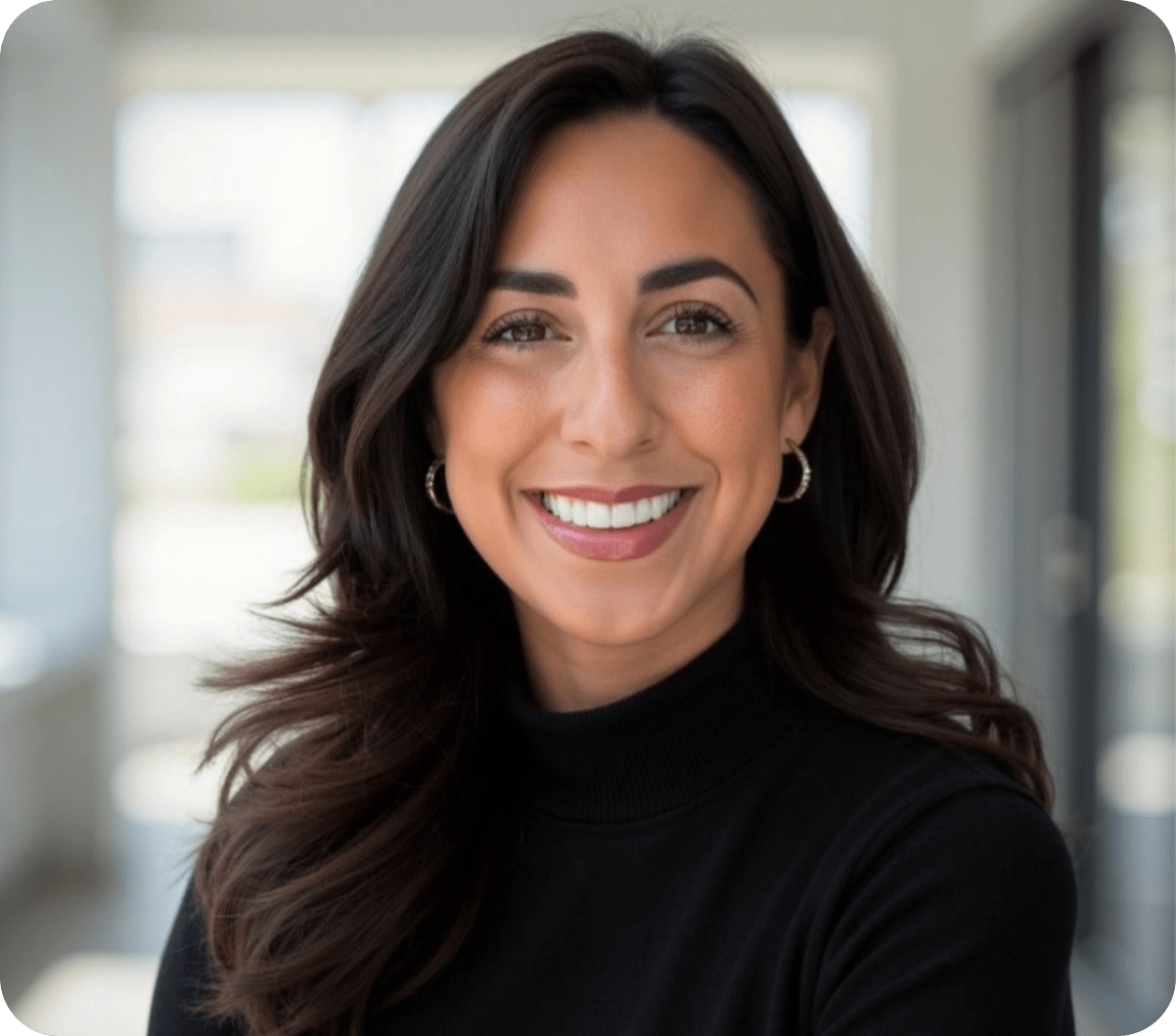 Headshot of Elise Mihranian